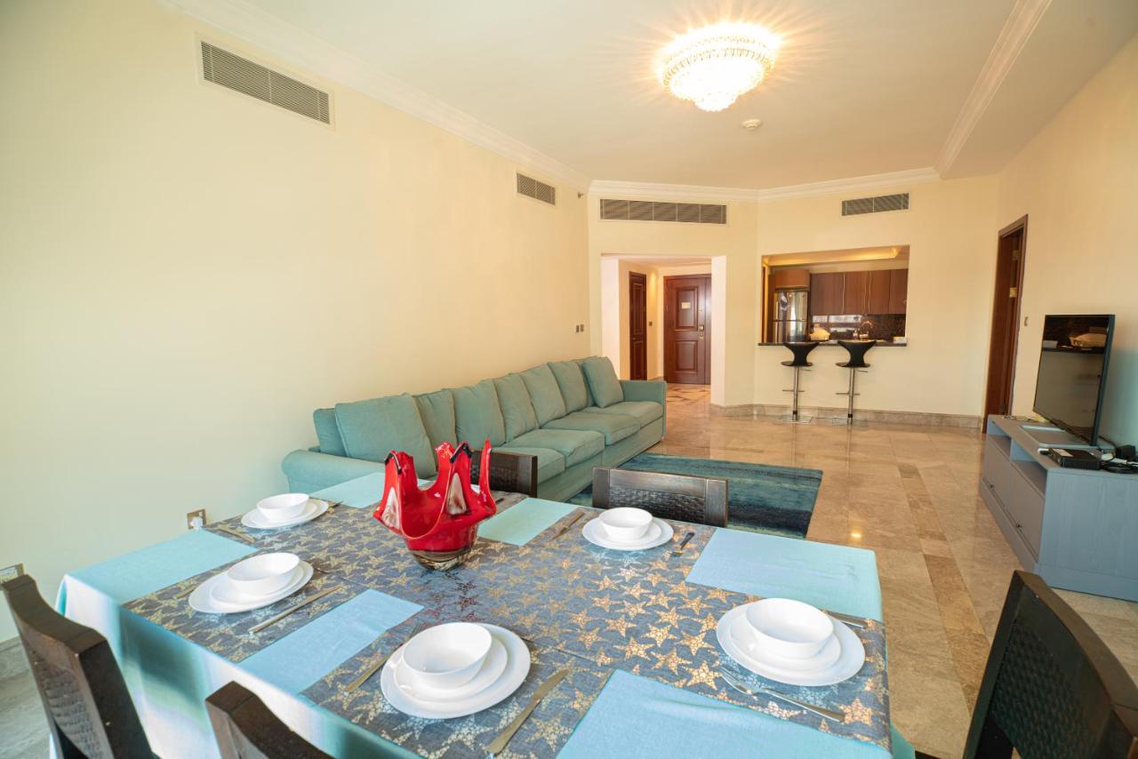 Gorgeous 2Br In Fairmont Apartment Dubai Exterior photo